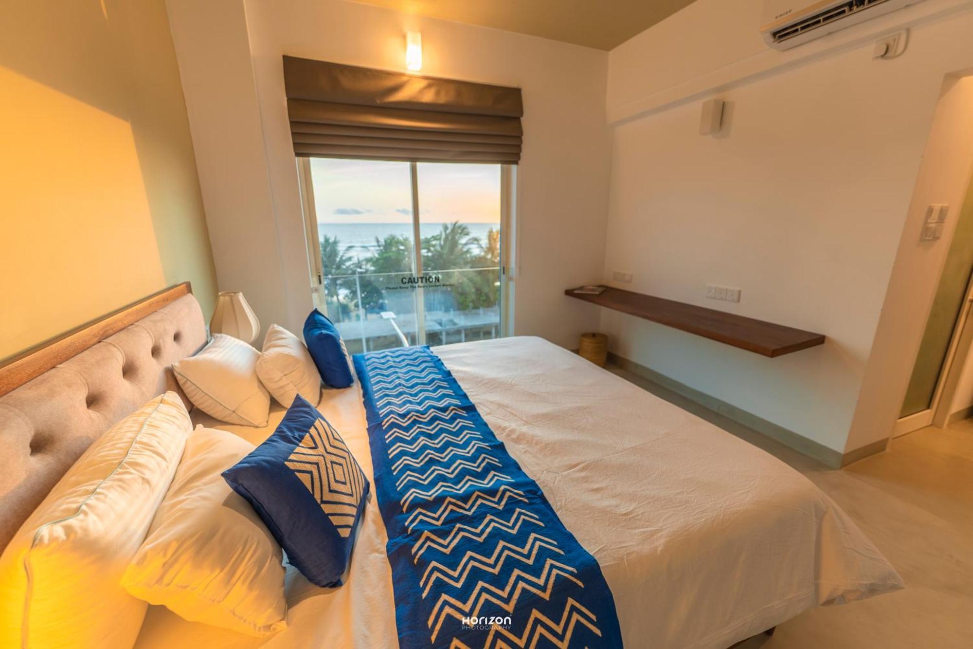 50 By The Sea Hotel Dehiwala-Mount Lavinia Екстериор снимка
